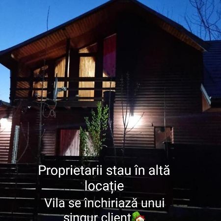 MAXX Lodge Bacău Buitenkant foto
