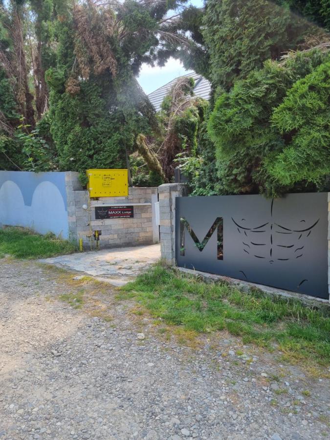 MAXX Lodge Bacău Buitenkant foto