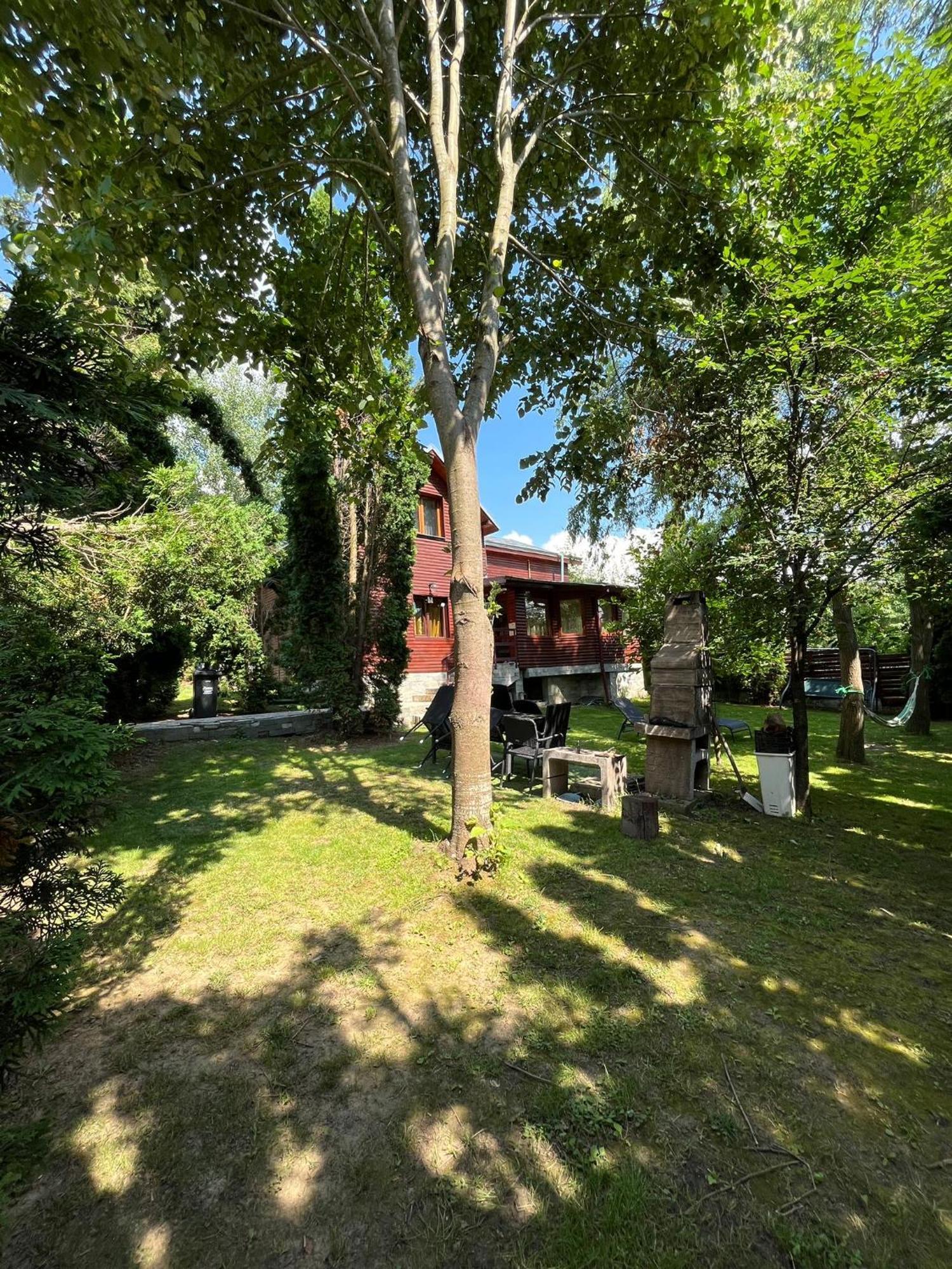MAXX Lodge Bacău Buitenkant foto